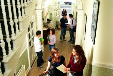 THE HORNER SCHOOL OF ENGLISH